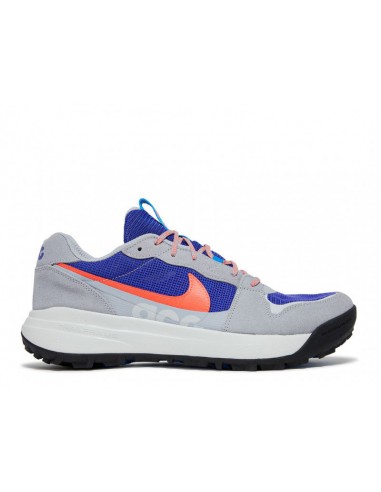 Nike ACG Lowcate Wolf Grey Bright Crimson ou a consommer sur place