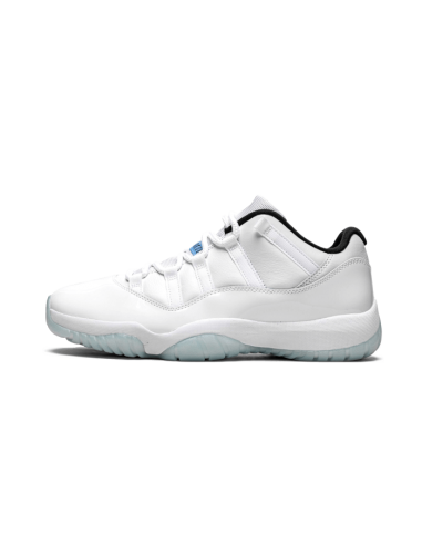 Air Jordan 11 Retro Low Legend Blue en linge