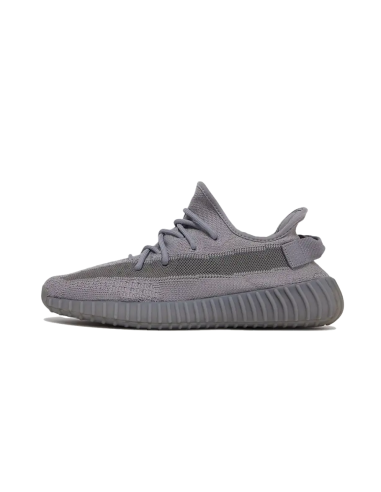 Yeezy 350 V2 Steel Grey est présent 